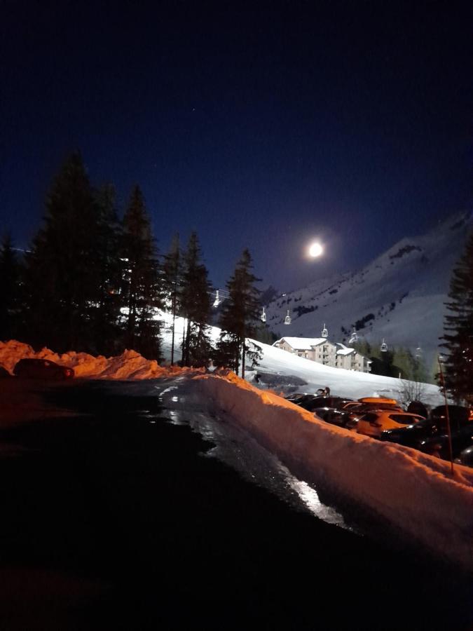 Appartement Au Coeur Des Aravis Manigod Exteriör bild