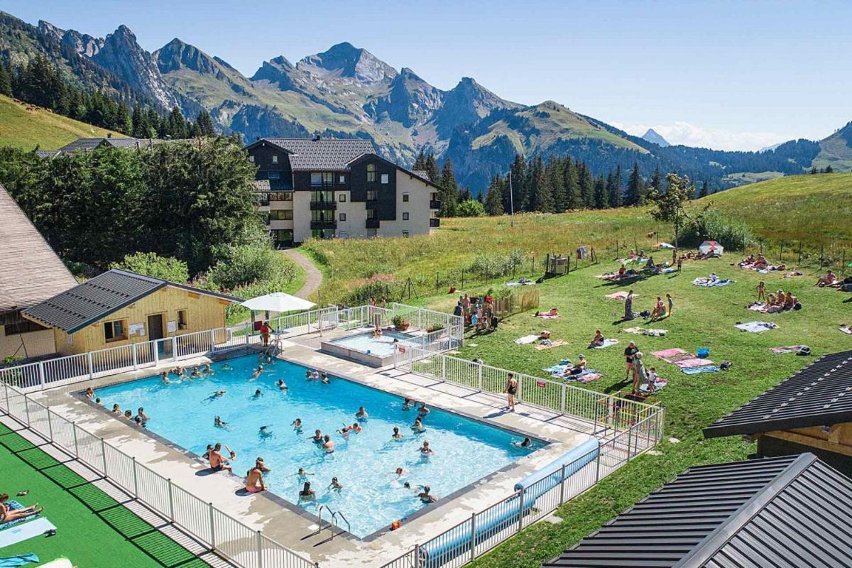 Appartement Au Coeur Des Aravis Manigod Exteriör bild